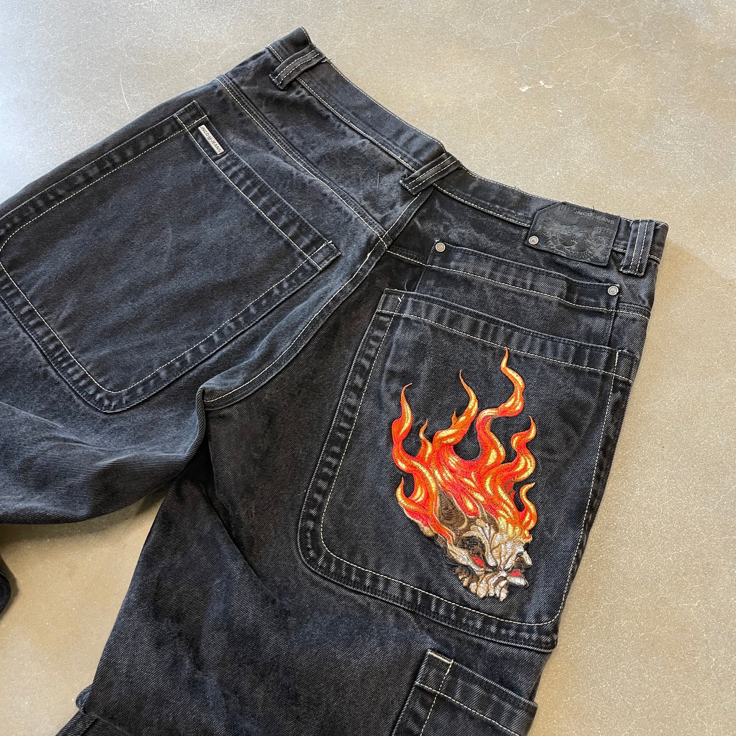 Y2K JNCO Embroidered Flaming Skull Jeans [35x30]