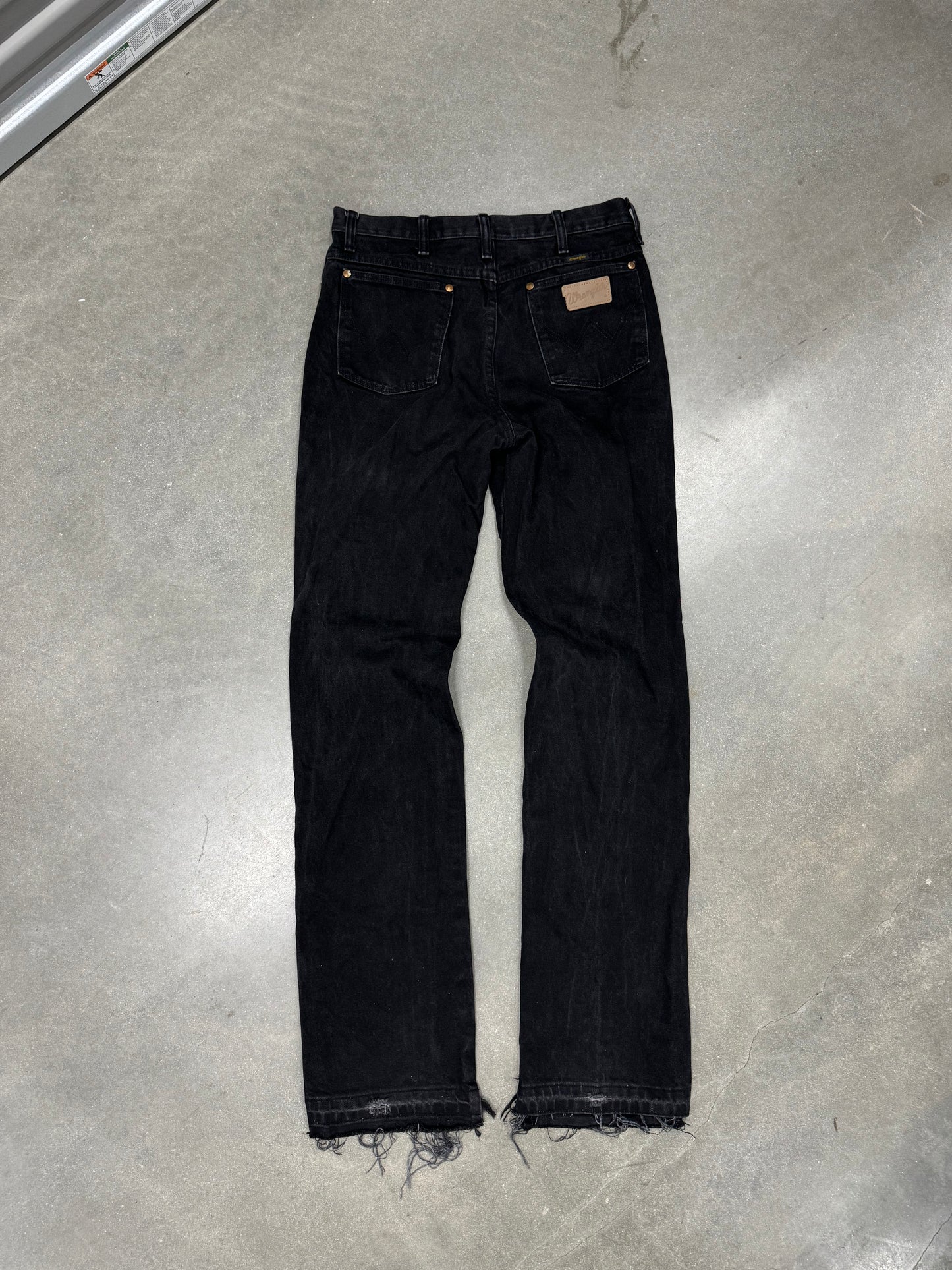 Vintage Y2K Wrangler Jeans [32x36]