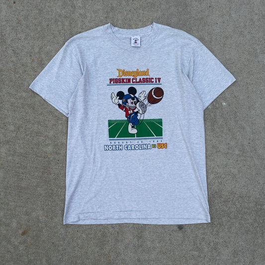 1990s Disneyland UNC vs. USC Pigskin Classic T-Shirt [L]