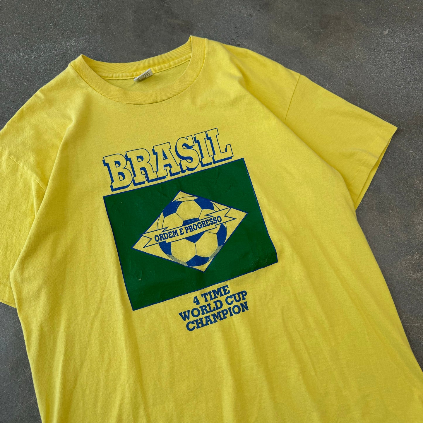 1990s Brazil Graphic T-Shirt [XL]