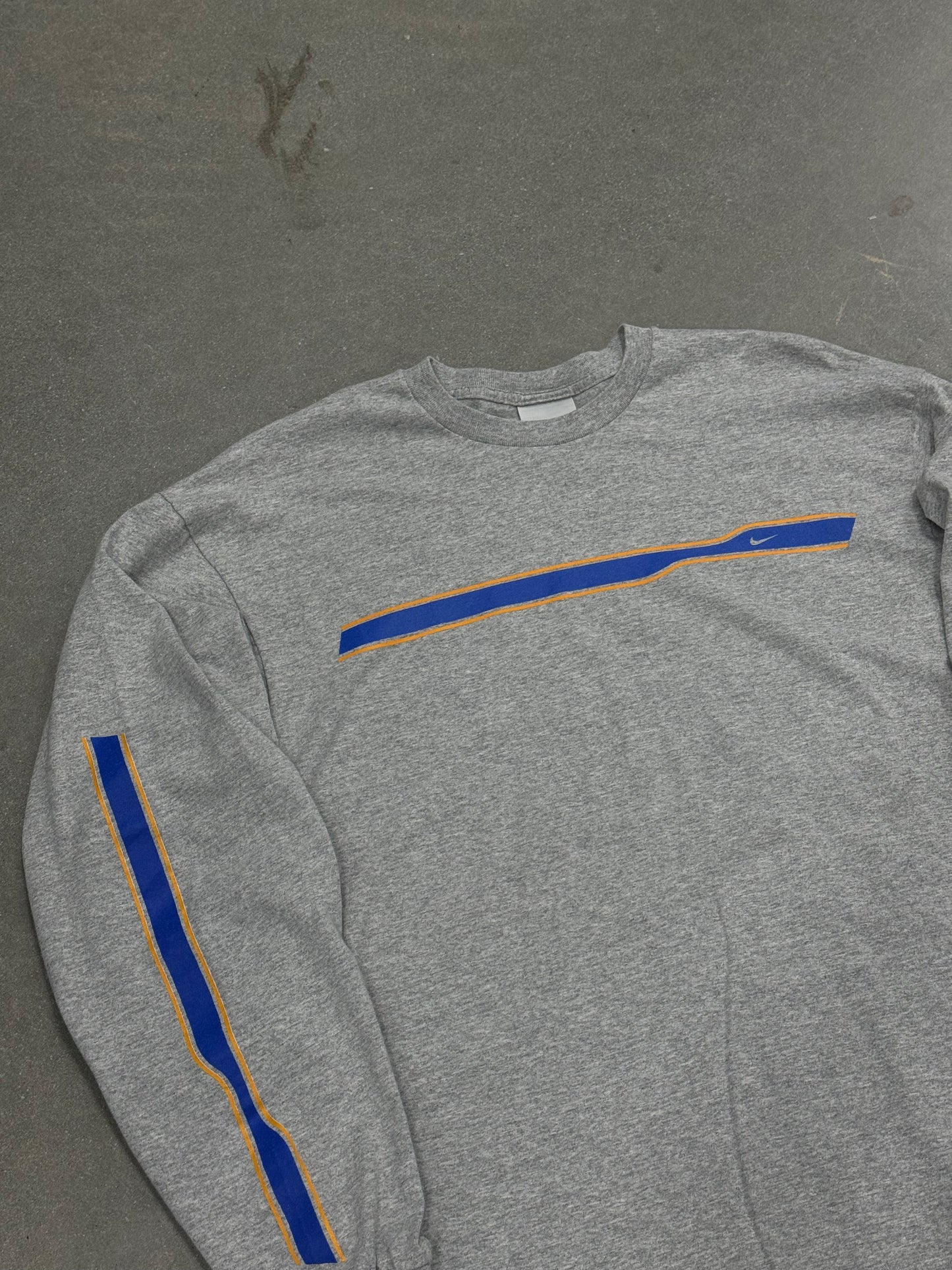 Vintage Y2K Nike Longsleeve T-Shirt [L]