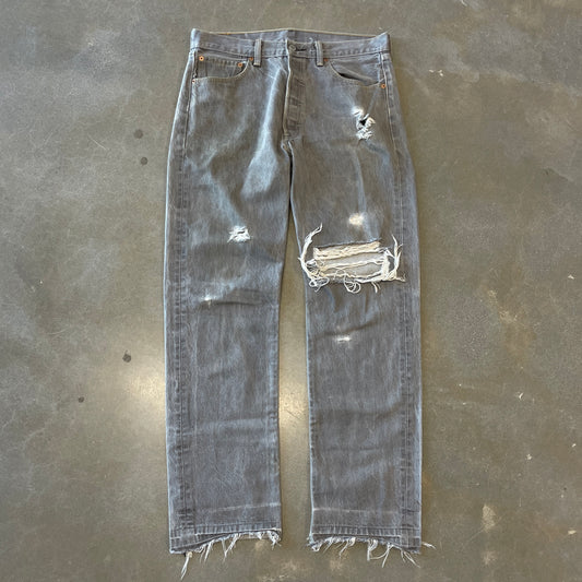 Y2K Distressed Levis 501 Jeans [34x32.5]