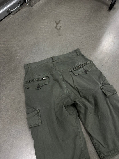 Whiz Limited Japanese Brand Cargo Shorts [32]