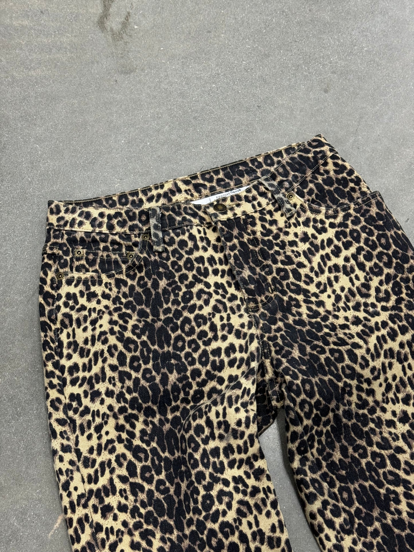 Vintage Y2K Cheetah Print Slight Flare Pants [28"]