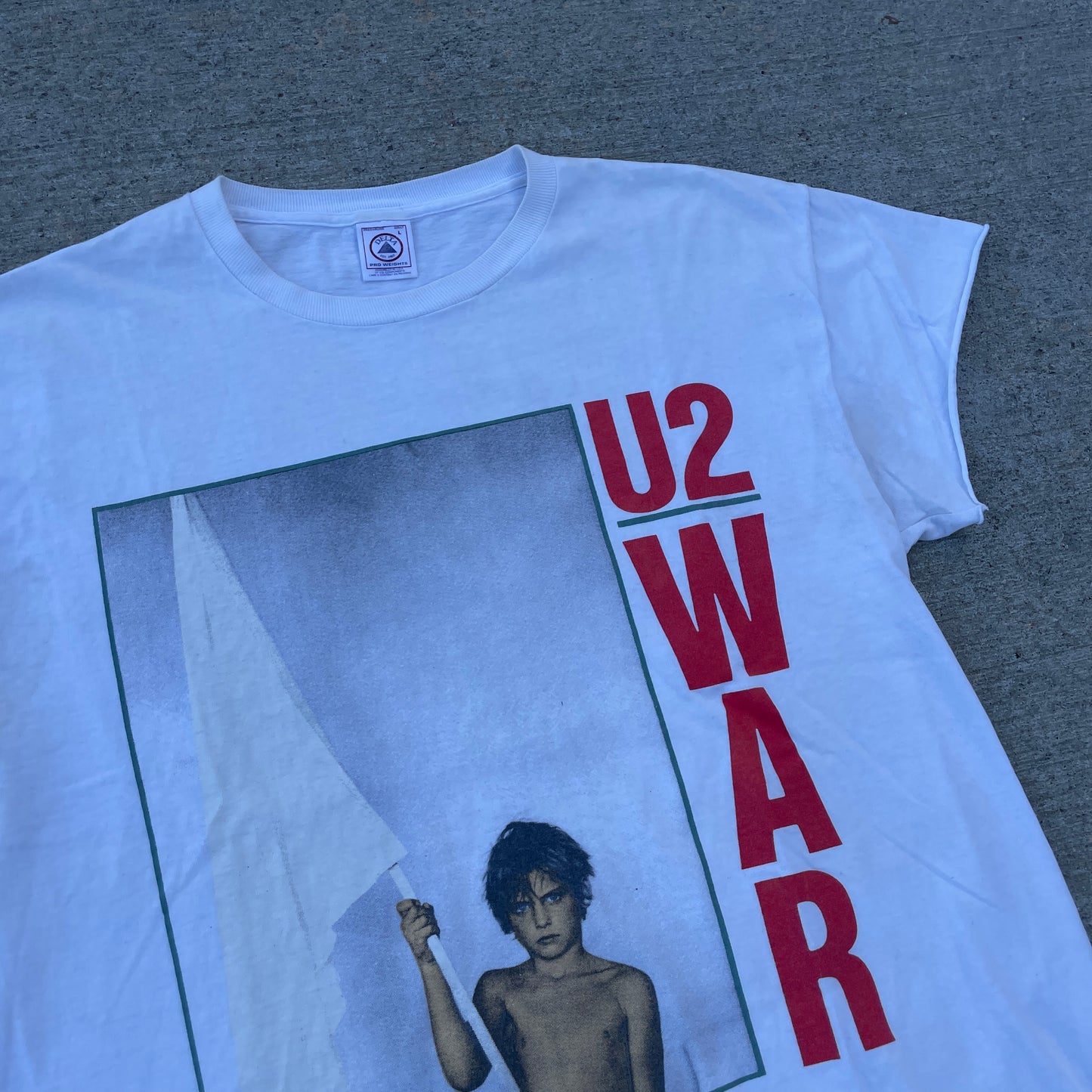 1990s U2 War Band T-Shirt [L]