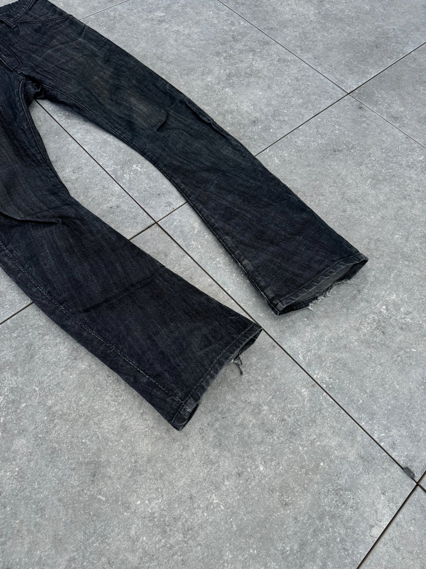 Japanese Brand Attachment J-Cut Pants [30]