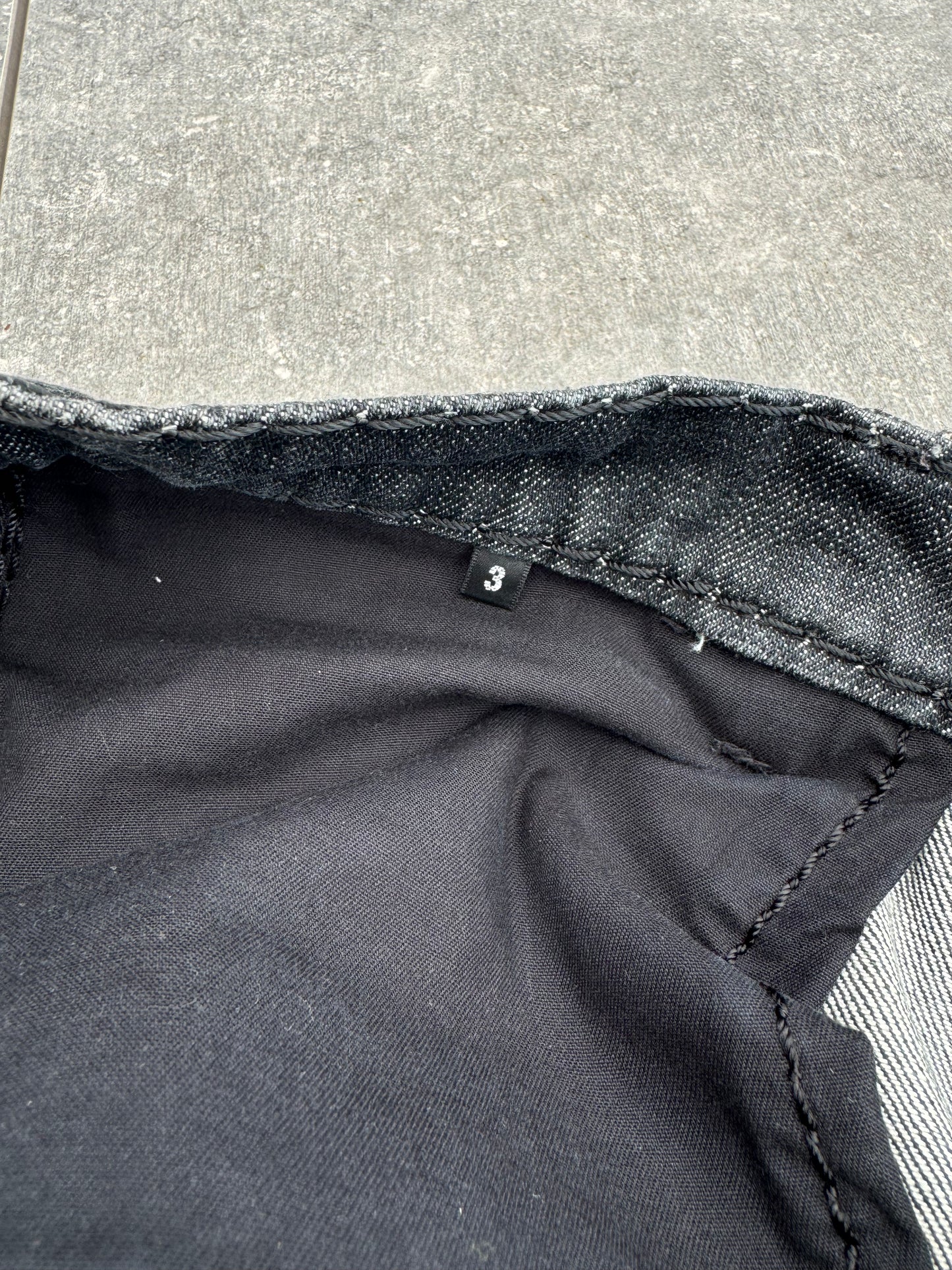 Japanese Brand Attachment J-Cut Pants [30]