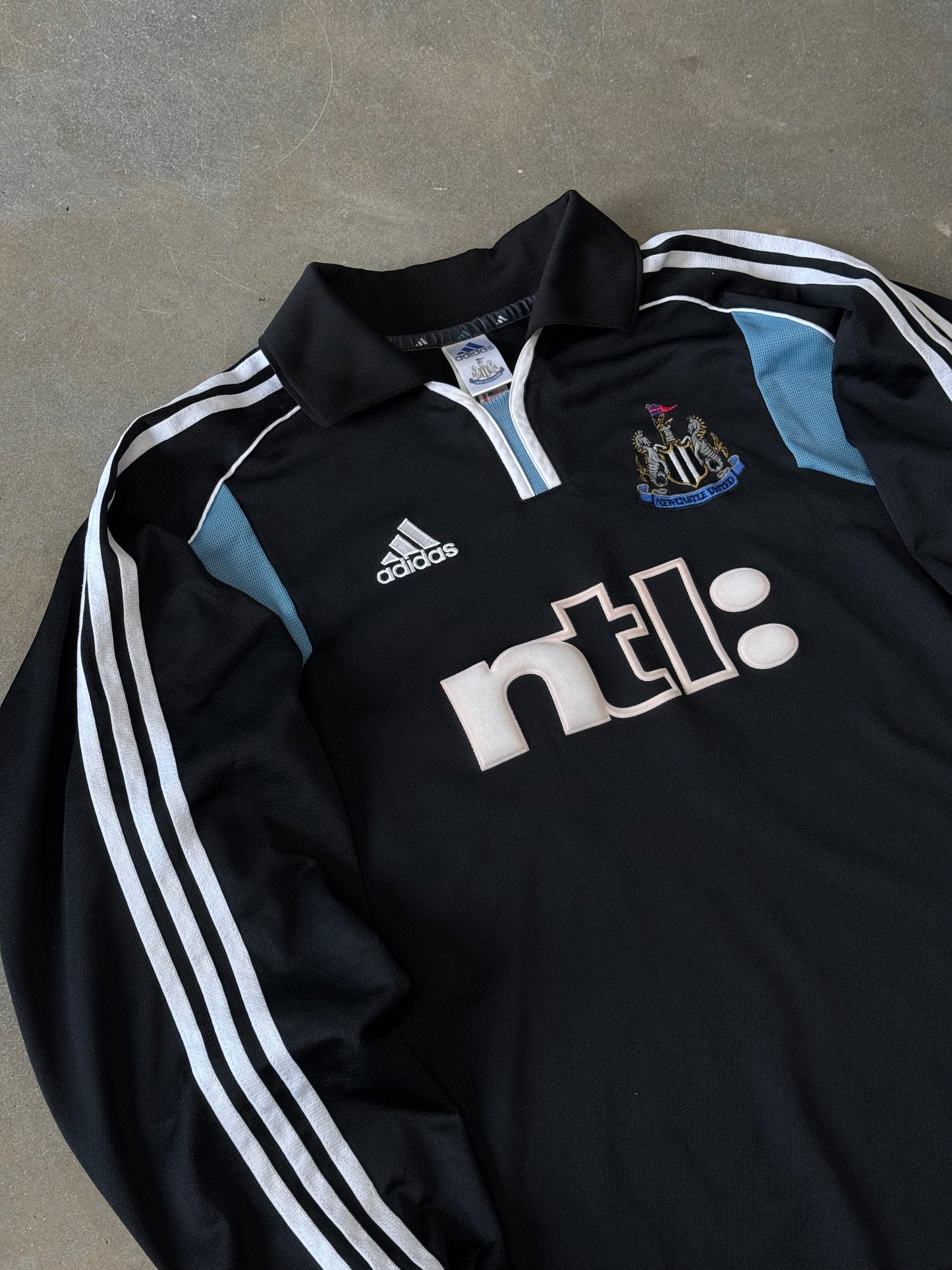 Vintage Y2K Adidas Newcastle United Away Longsleeve Jersey [XL]