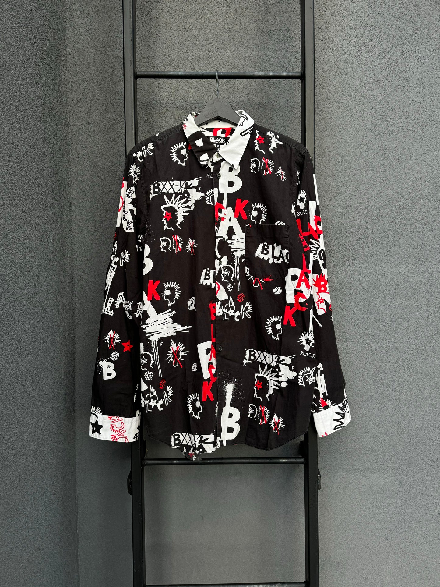 Comme Des Garcons Black Button-Up Shirt [XL]